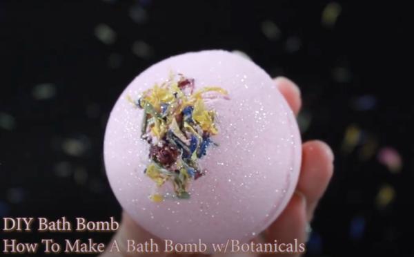 How To Make A Bath Bomb | DIY Bath Bomb with Botanicals How To Make A Bath Bomb | DIY Bath Bomb with Botanicals